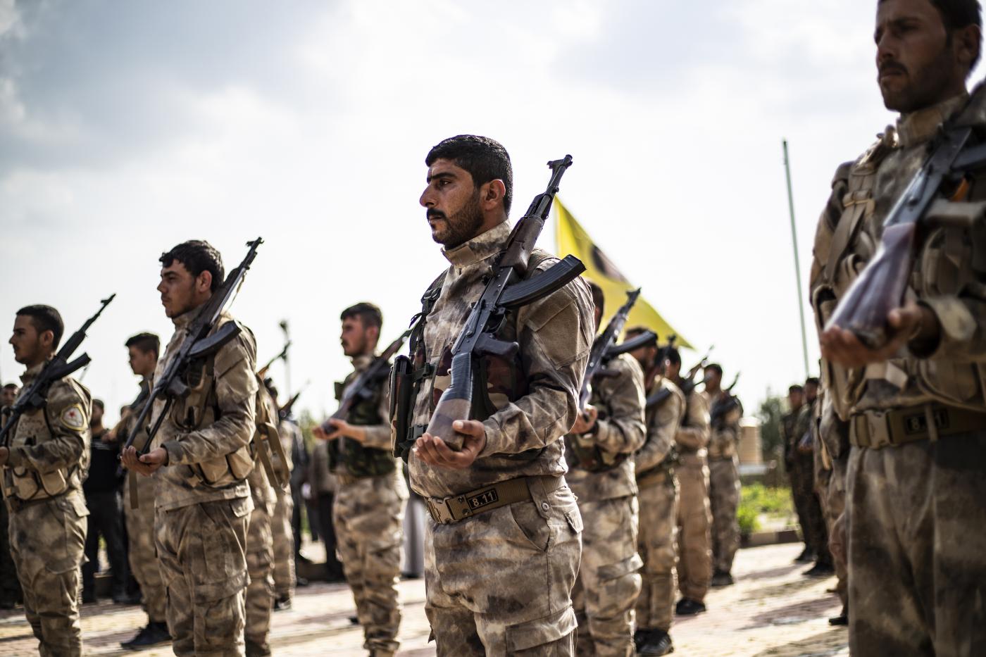 Αντιπρόεδρος κουρδικού YPD: «Περιμένουμε τους Τούρκους με τα όπλα ανά χείρας – Συζητάμε με συριακή κυβέρνηση»