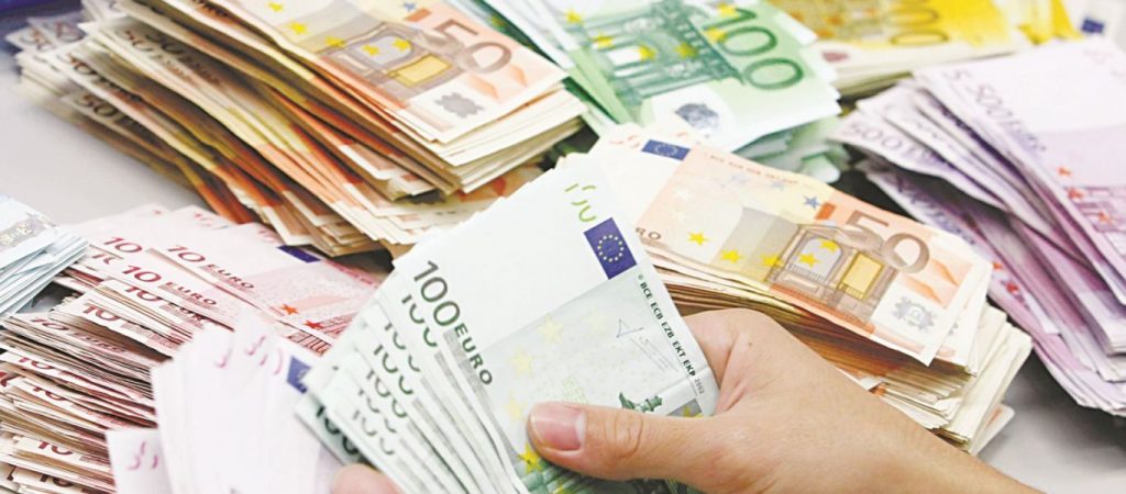 Εφορία: Προσοχή – Κατάσχεση σε όσους δεν ρυθμίσουν χρέη