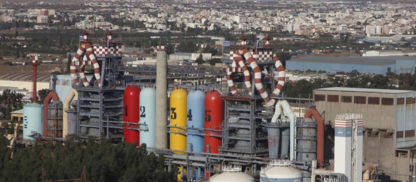 Στα «κάγκελα» οι απλήρωτοι εργαζόμενοι της Χαλυβουργικής – Κλείνουν την Αθηνών – Κορίνθου