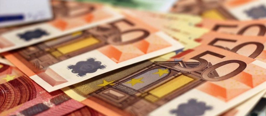Ποιες είναι οι φοροελαφρύνσεις που φέρνει το νέο φορολογικό ν/σ: Μεγάλη «ανάσα» για επιχειρήσεις και πολίτες