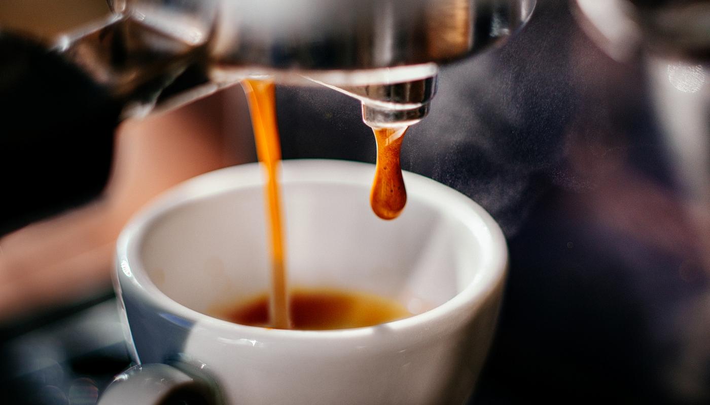 Έρευνα: Μέχρι 4 κούπες καφέ την ημέρα είναι μέρος υγιεινής διατροφής