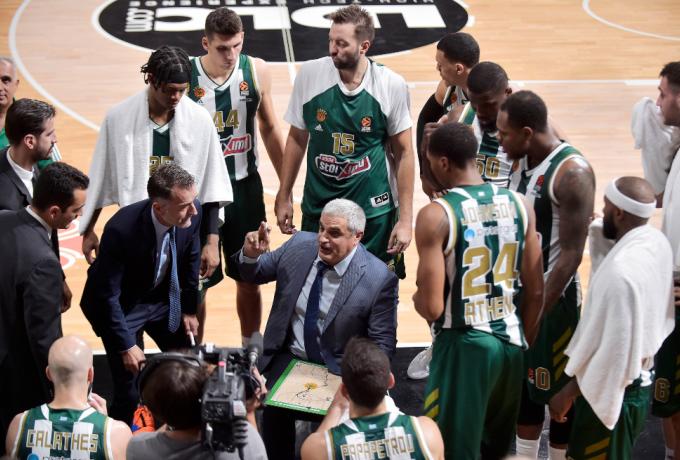 Καμπανάκι για Πεδουλάκη και παίκτες!