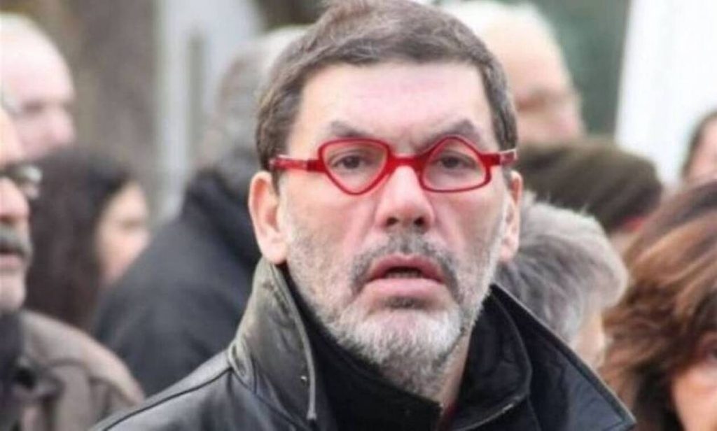 Θ.Λάλας για δικαστικό επιμελητή: Φώναζε «Πιάστε τον μη φύγει!» – «Πού να πάω ρε, είμαι σε κάτι ένοχος;»