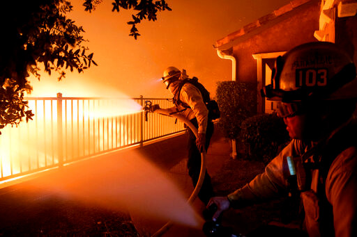 Καλιφόρνια: Μαίνεται η πυρκαγιά – Τουλάχιστον ένας οι νεκροί