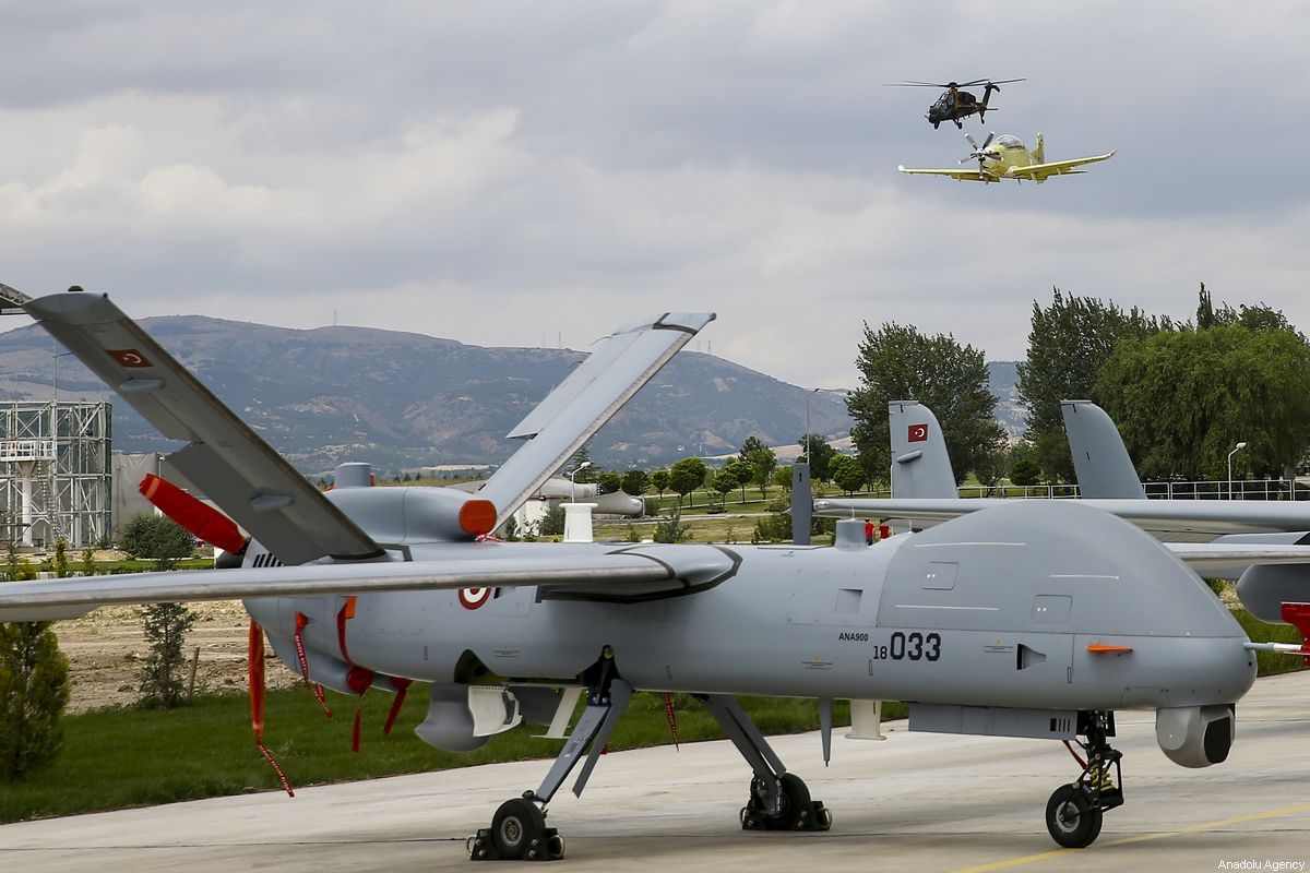 Τουρκικά UAVs ισοπεδώνουν κουρδικές θέσεις στη Συρία (βίντεο)