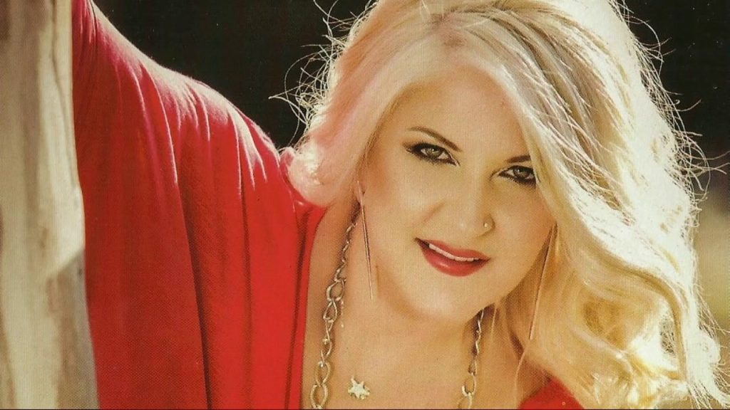 Χαρά Βέρρα: Ετοιμάζεται να παντρευτεί τον κουμπάρο της και να μεγαλώσουν μαζί το βαφτιστήρι της (βίντεο)