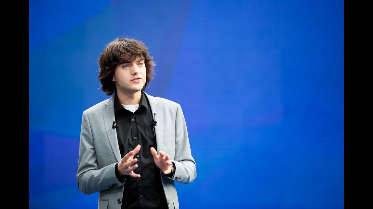 Μπόγιαν Σλατ: Ο 25χρονος που καθαρίζει τους… ωκεανούς