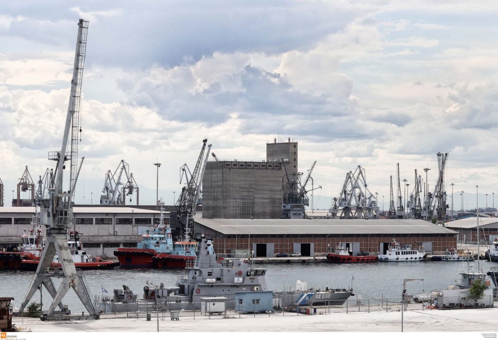 Θεσσαλονίκη: Τι υποστηρίζει στην απολογία του ο λιμενάρχης που κατηγορείται για τη λεγόμενη «μαφία του λιμανιού»