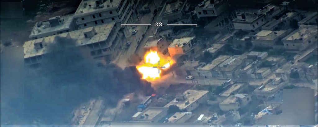 Η μορφή των πολέμου σήμερα: Τουρκικό drone καταστρέφει όχημα των Κούρδων και εξαϋλώνει τους μαχητές (βίντεο)