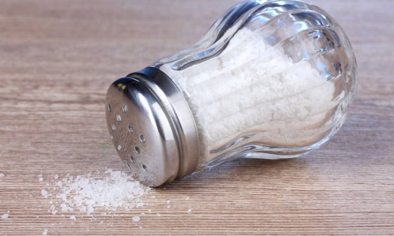 Αυτά είναι τα μυρωδικά που «αντικαθιστούν» το αλάτι – Για να το μειώσετε χωρίς να χάσετε γεύση