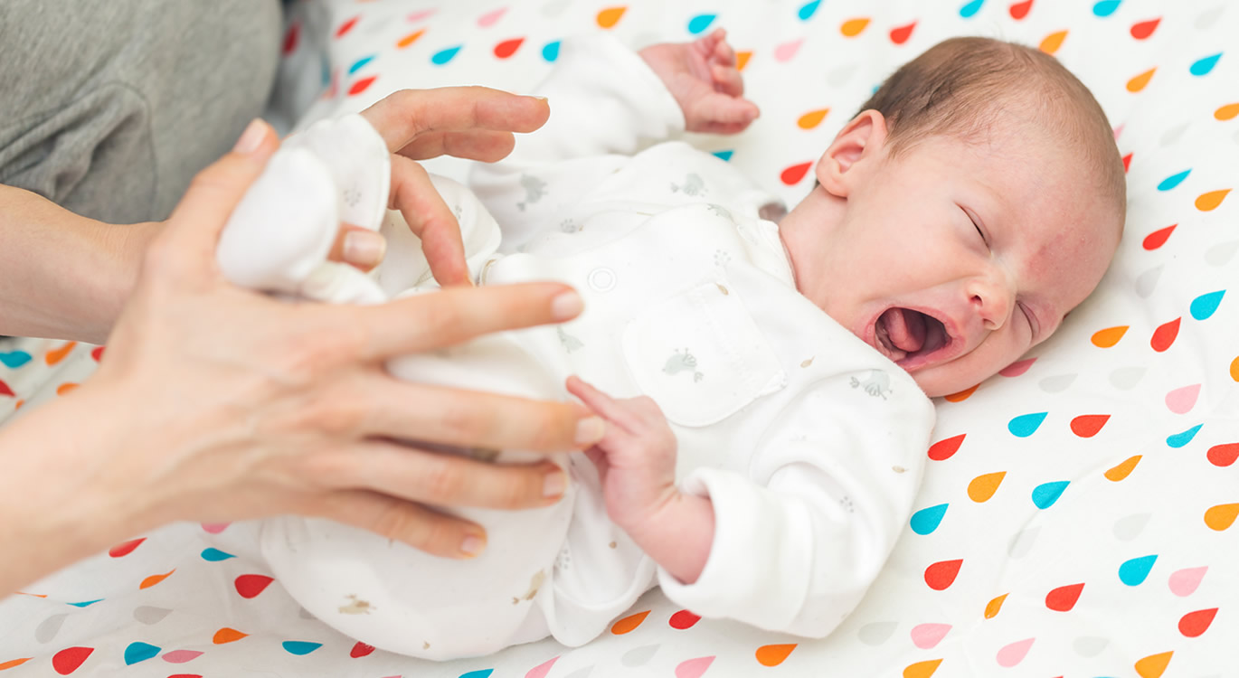 Γιατί μας αρέσει να ζουλάμε τα μωρά; – H επιστήμη δίνει την απάντηση