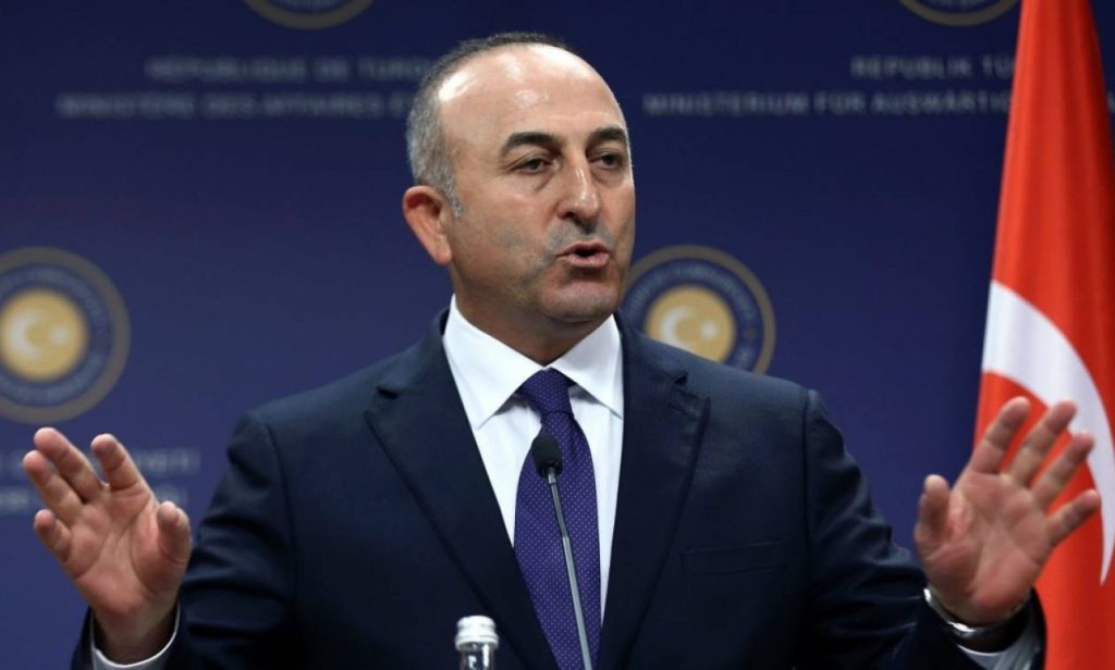 Μ.Τσαβούσογλου: «Πάρτε τους πρόσφυγες στις χώρες σας»