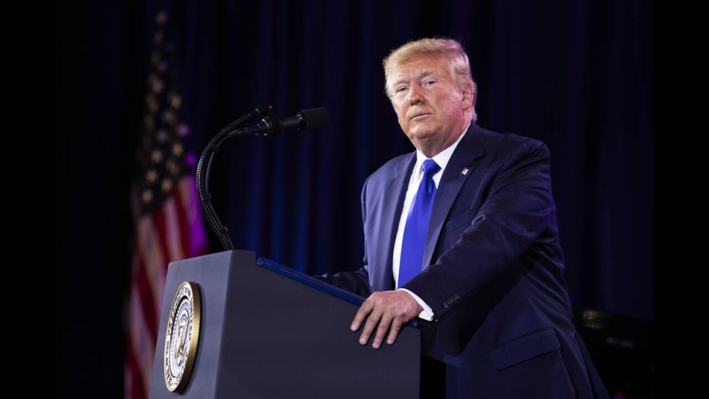 Ο Τραμπ «τρολάρει» τους υποστηρικτές των Κούρδων: «Μήπως θέλετε να κάνουμε και πόλεμο με την Τουρκία»;