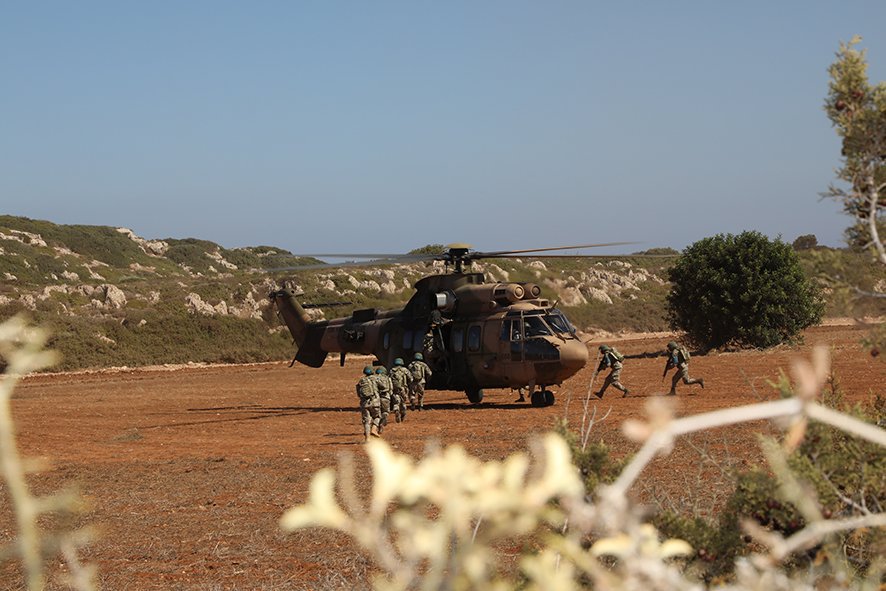 Άσκηση αερομεταφοράς δυνάμεων στα Κατεχόμενα πραγματοποίησε ο τουρκικός Στρατός