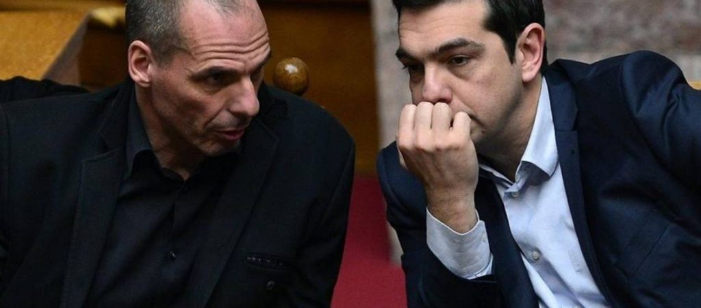 FT: «Το 2015 ο Α.Τσίπρας έκανε λάθη – Ο Γ.Βαρουφάκης ήθελε να γίνει διάσημος»