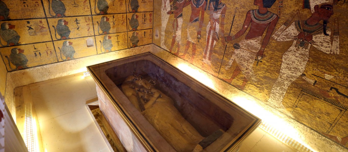 Αίγυπτος: Αρχαιολόγοι ανακάλυψαν 20 άθικτες σαρκοφάγους (φωτό)