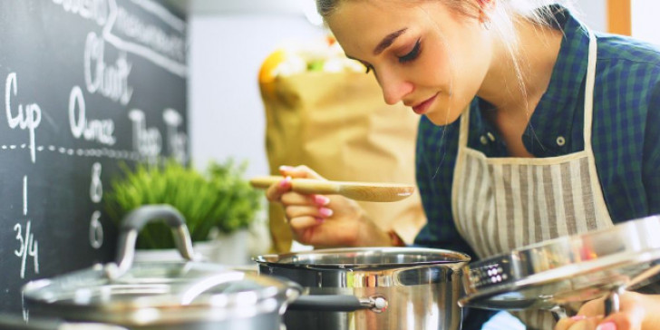 Μαγειρικά κόλπα που λίγοι ξέρουν – Τι μπορείτε να κάνετε στην κουζίνα σας;