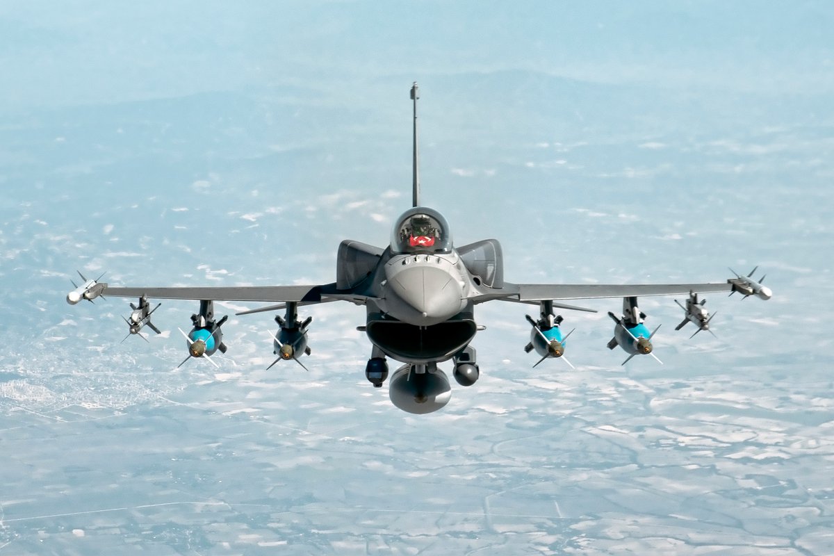 Ρωσικό ΥΠΑΜ: Ψευδή νέα ο βομβαρδισμός κομβόι του συριακού Στρατού από τουρκικά F-16