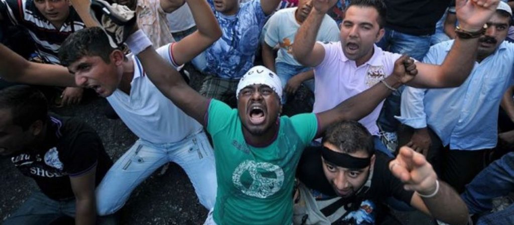 Δήμαρχος ανατολικής Σάμου:   «Είχαμε εξέγερση αλλοδαπών που έμοιαζε με πολεμική επιχείρηση στην Συρία»