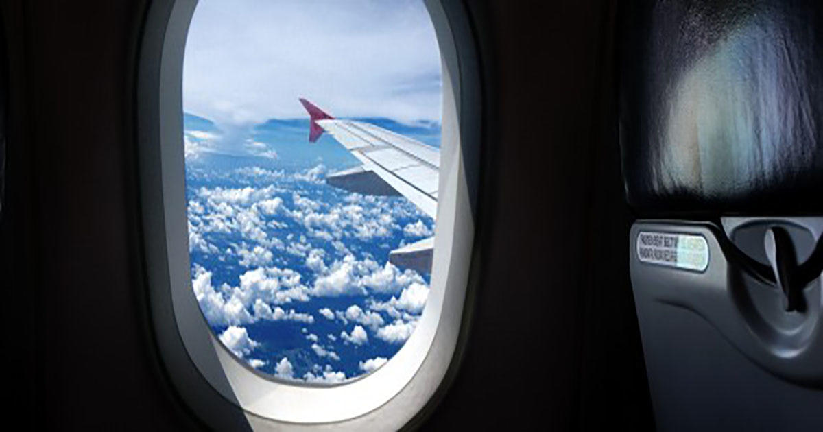 Γιατί τα αεροπλάνα έχουν τόσο μικρά παράθυρα;