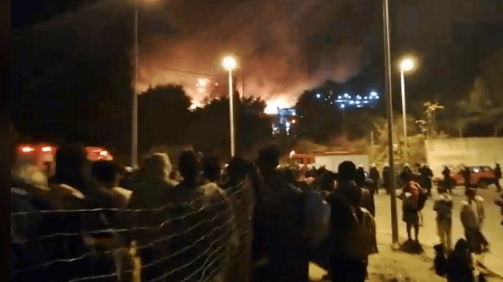 Προκαλούν τα μηνύματα των αλλοδαπών: «Κάψτε την Σάμο & την Ελλάδα!»  (φωτο)