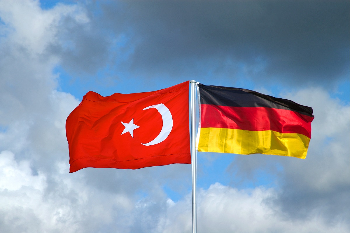 Bild: Η γερμανική κυβέρνηση είναι κατά του εμπάργκο στην Τουρκία