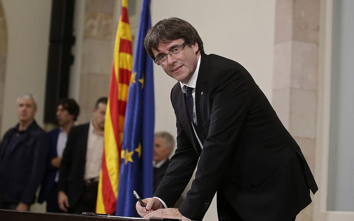 Καταλονία: Τρίτο ευρωπαϊκό ένταλμα σύλληψης κατά του Πουτζδεμόν
