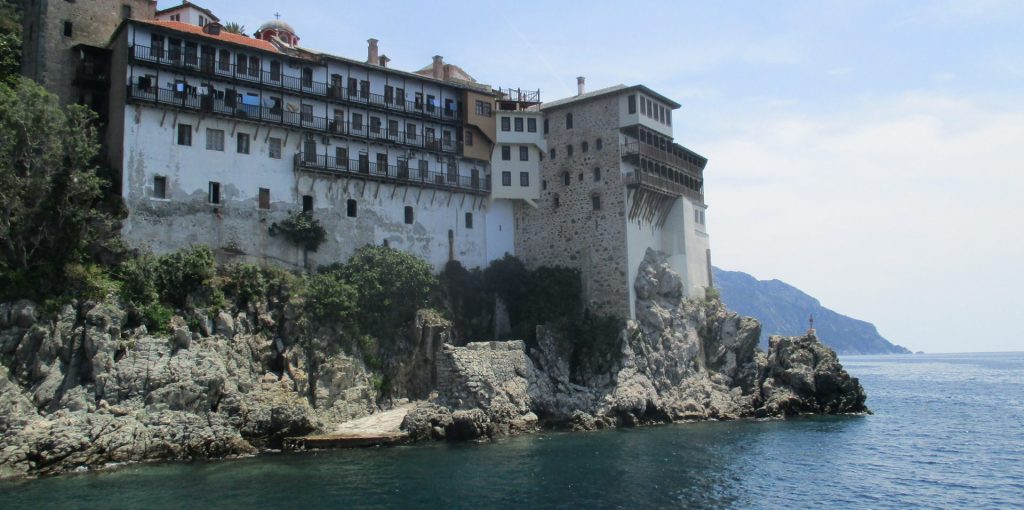 Φοβερή προφητεία Αγιορείτη μοναχού «Έβλεπον ότι μια τεράστια λόγχη ερχότανε από την Συρία στον ουρανόν» (φωτό)