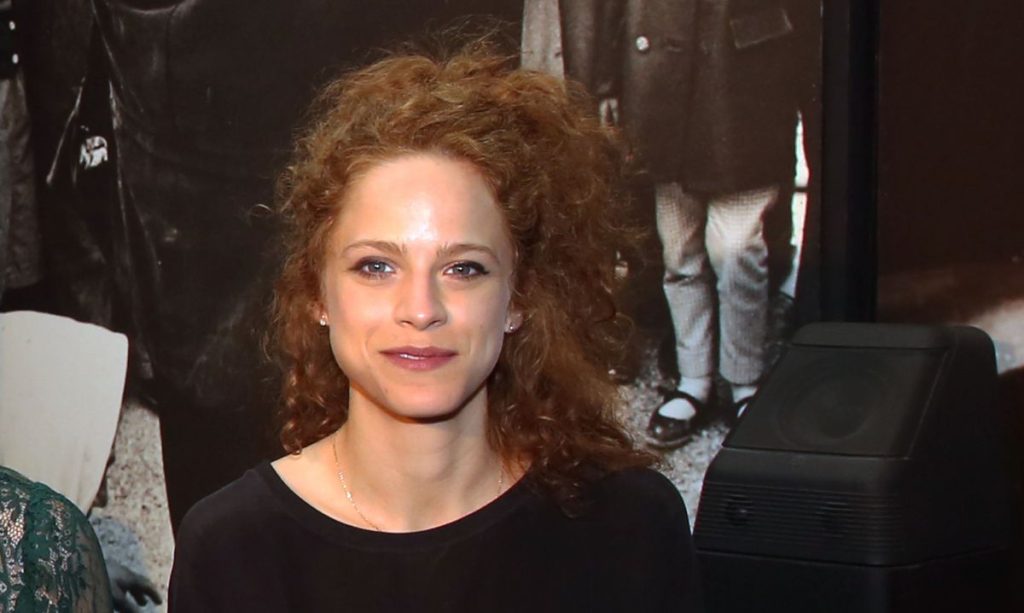 Έλλη Τρίγγου: «Ήταν να παίξω στο ”Κόκκινο Ποτάμι” αλλά δεν προχώρησε και πήγα στις ”Άγριες Μέλισσες”» (βίντεο)