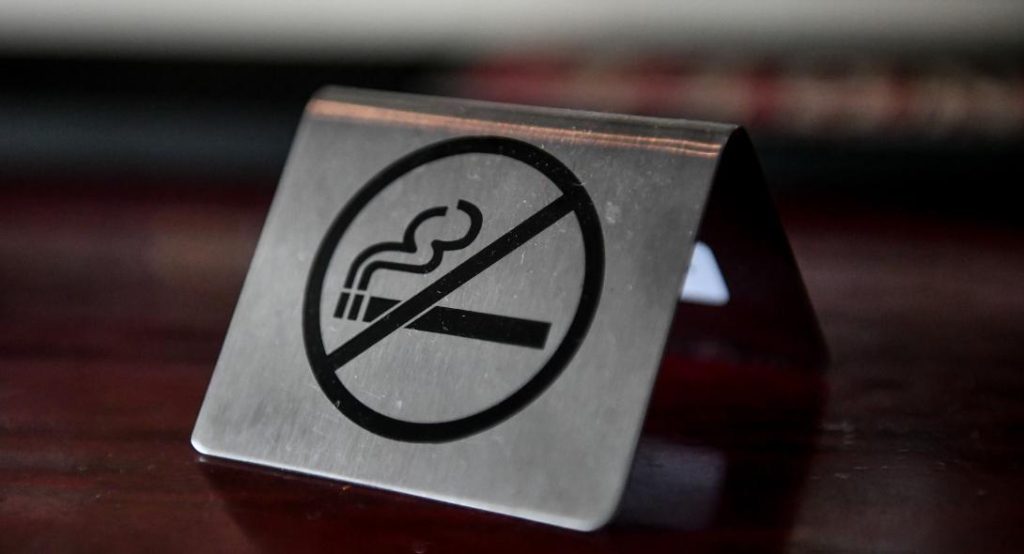 Οι καταστηματάρχες καταφεύγουν στο ΣτΕ κατά του αντικαπνιστικού νόμου