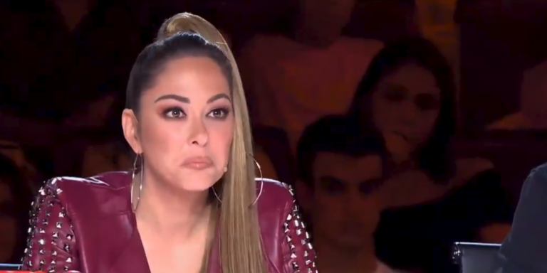 «Βγάζει» μάτια το μπούστο της Ασλανίδου- Ασυγκράτητα… (φώτο – βίντεο)