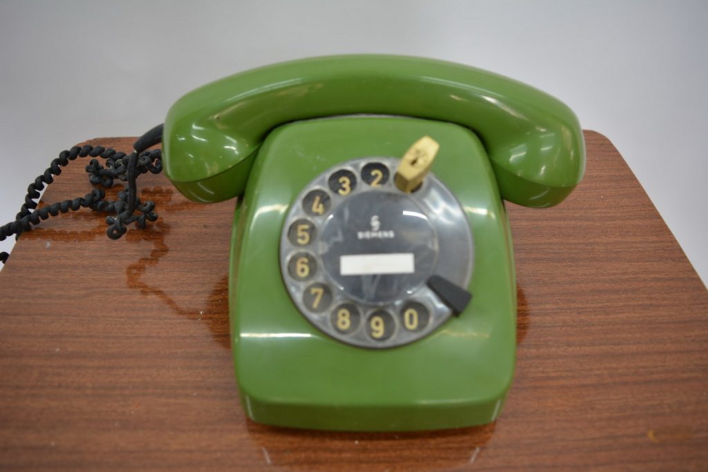 Θυμάστε τι αριθμό πατούσαμε στο τηλέφωνο πριν το «210»;