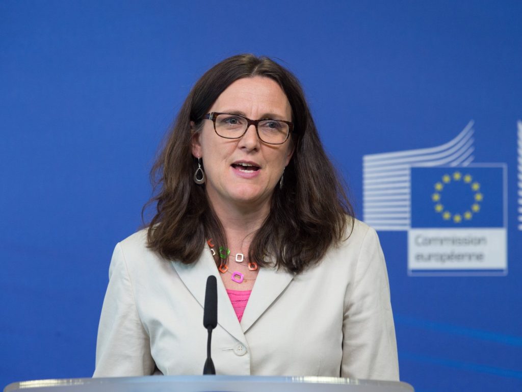 Η Ευρωπαϊκή Ένωση απειλεί με αντίμετρα για τις αμερικανικές κυρώσεις