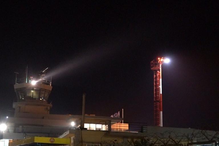 «Τρόμος» στον αέρα: Αναγκαστική προσγείωση αεροπλάνου στο αεροδρόμιο της Μυτιλήνης