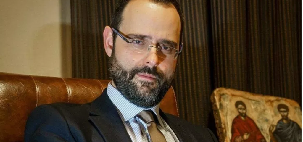 Ο βουλευτής της ΝΔ περιγράφει την προσπάθειά του να σώσει τη γυναίκα (βίντεο)