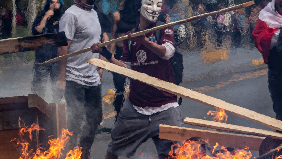 Συνεχίζονται οι ταραχές στην Χιλή – 3 νεκροί