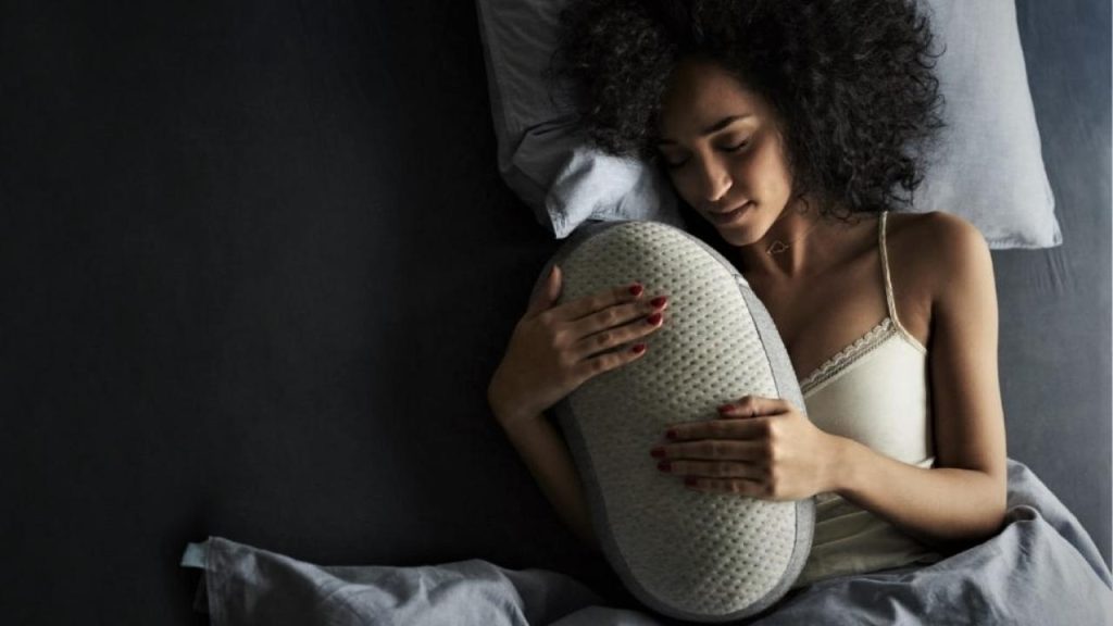 Ρομποτικό μαξιλάρι υπόσχεται τον τέλειο ύπνο (φωτό)