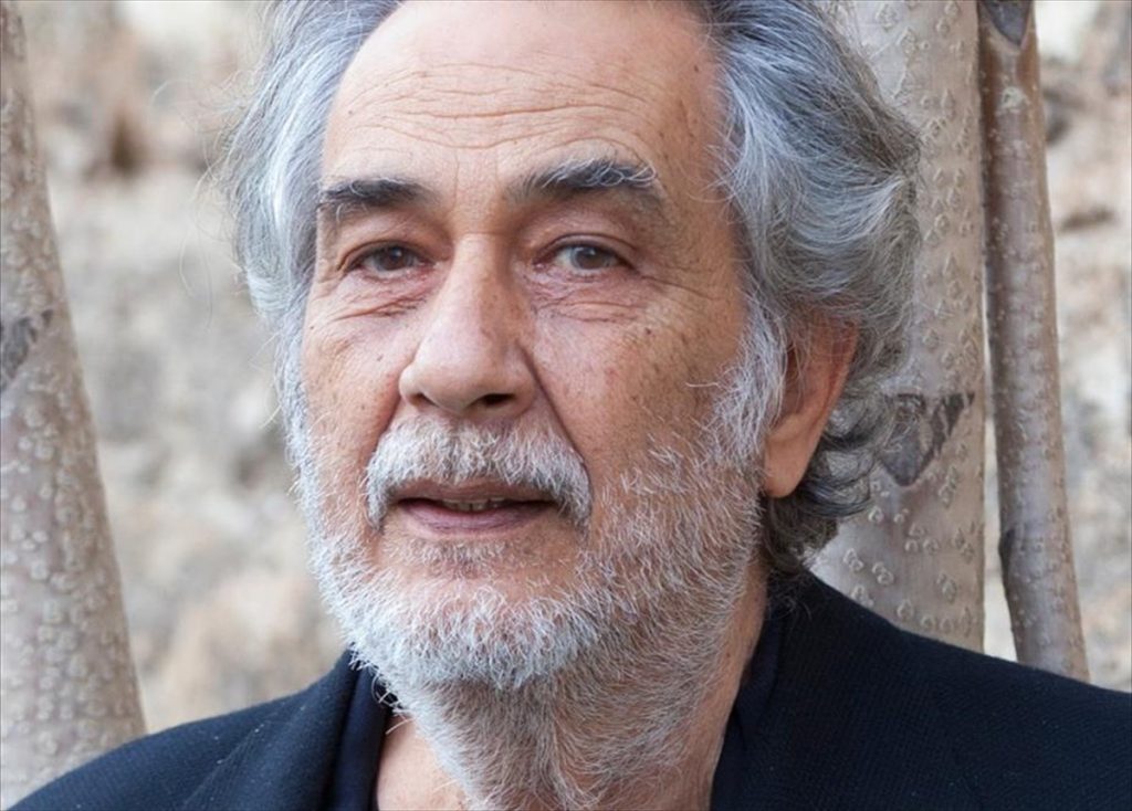 Κώστας Αρζόγλου: «Ο Μάρκος θα γίνει πάρα πολύ καλύτερος ηθοποιός όταν ανακαλύψει τον Μπέκετ» (βίντεο)