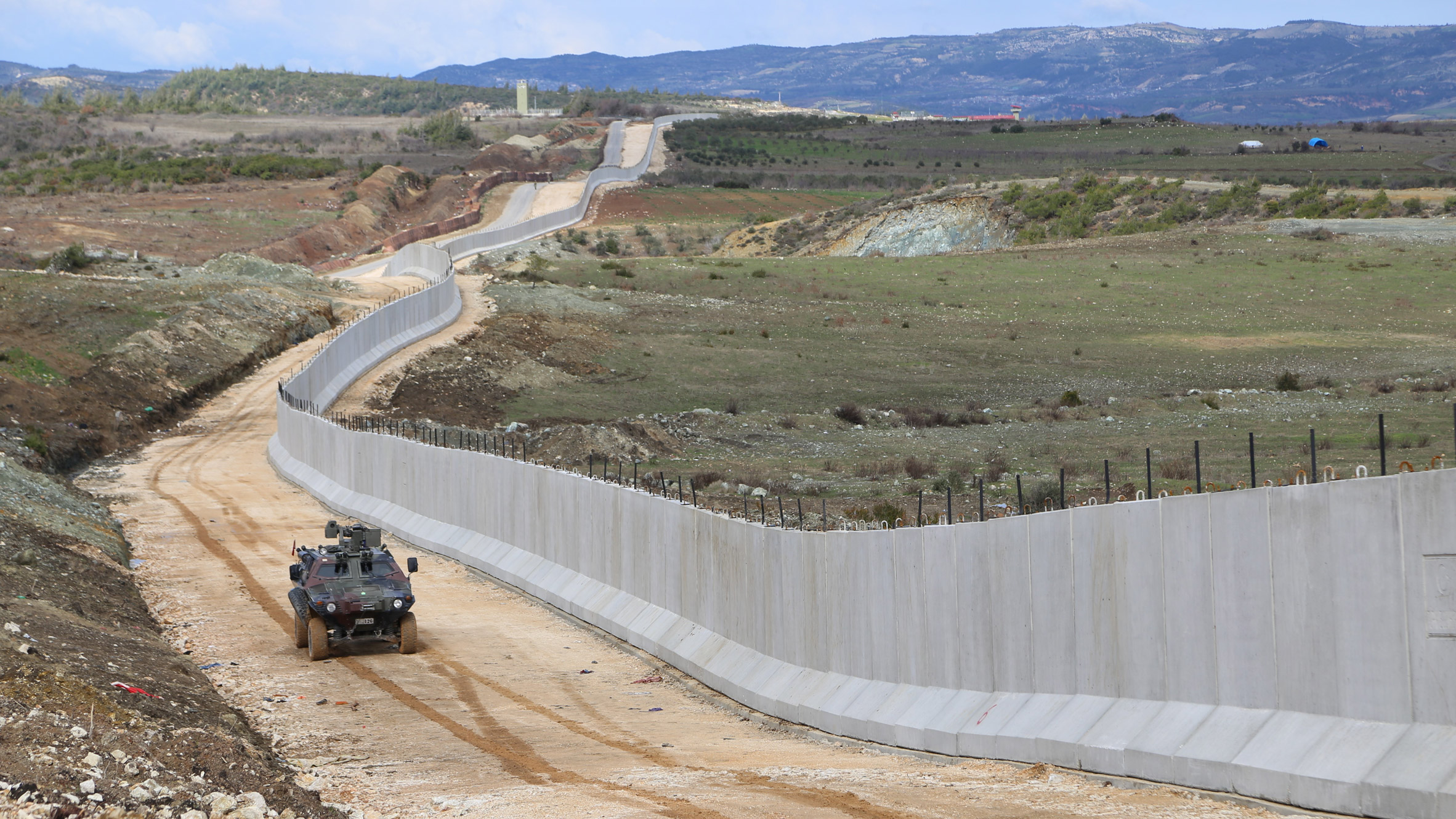 Γερμανία: «Να δημιουργηθεί μία ζώνη ασφαλείας υπό διεθνή έλεγχο στα τουρκοσυριακά σύνορα»