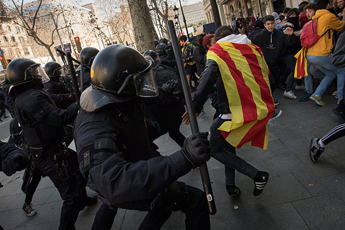 Παρατείνεται η αβεβαιότητα στην Καταλονία