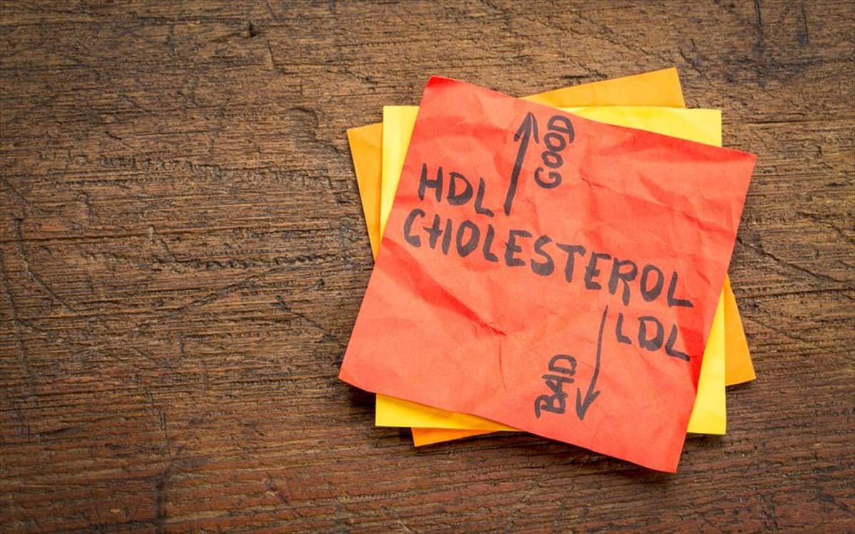 Αυτοί είναι οι τέσσερις εύκολοι τρόποι για να ρίξετε τη χοληστερίνη με διατροφή