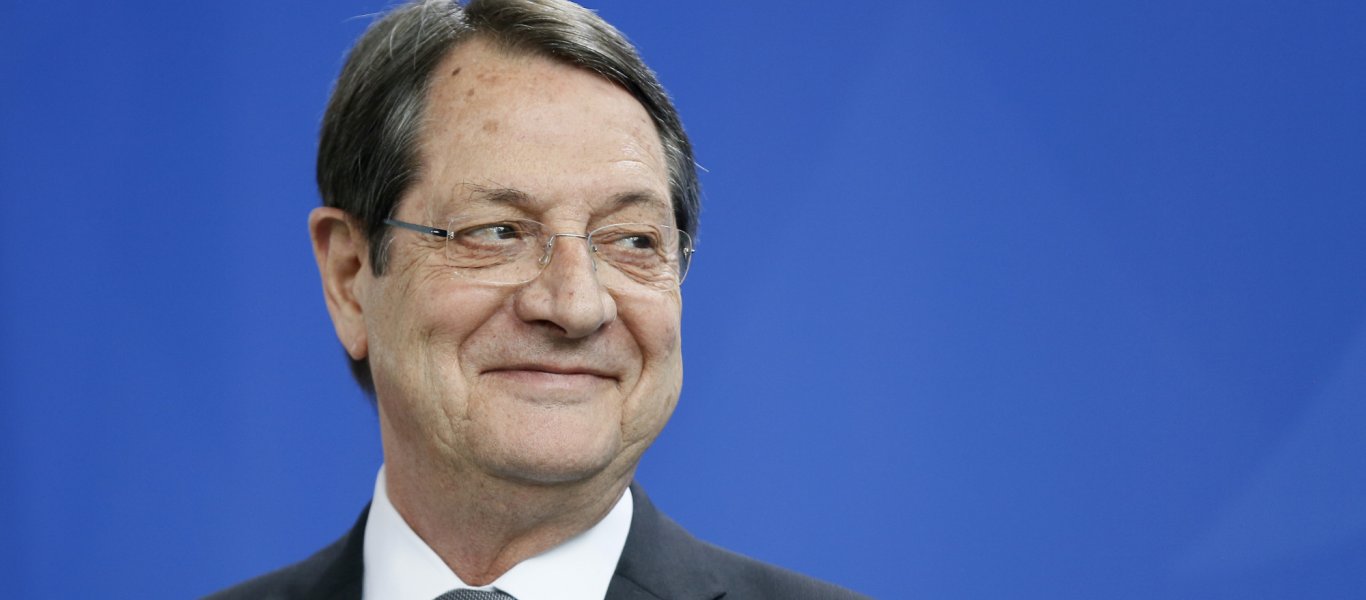 Πάλι ανοησίες λέει ο Ν.Αναστασιάδης: «Να αποκόψουμε τους ομφάλιους λώρους με τις Μητέρες Πατρίδες»