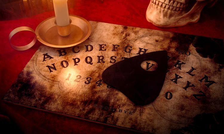 Τα μυστικά του Ουίγια! Η ιστορία του πίνακα των πνευμάτων!