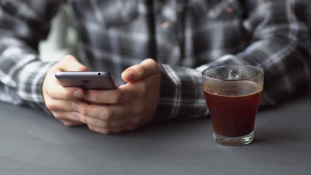 Τα 5 πιο συνηθισμένα λάθη που οι περισσότεροι κάνουμε και χαλάμε το αγαπημένο μας smartphone