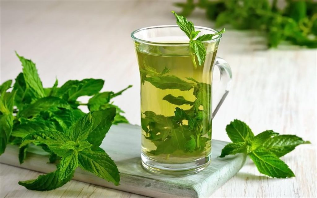 Τα 3+1 βότανα που ανακουφίζουν το στομάχι