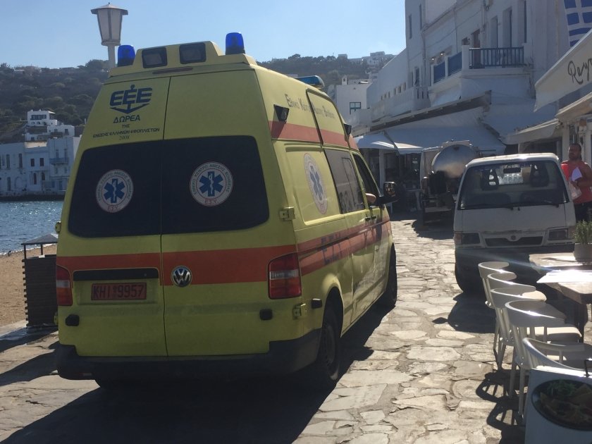 Μύκονος: Τροχαίο με μια νεκρή και δύο τραυματίες