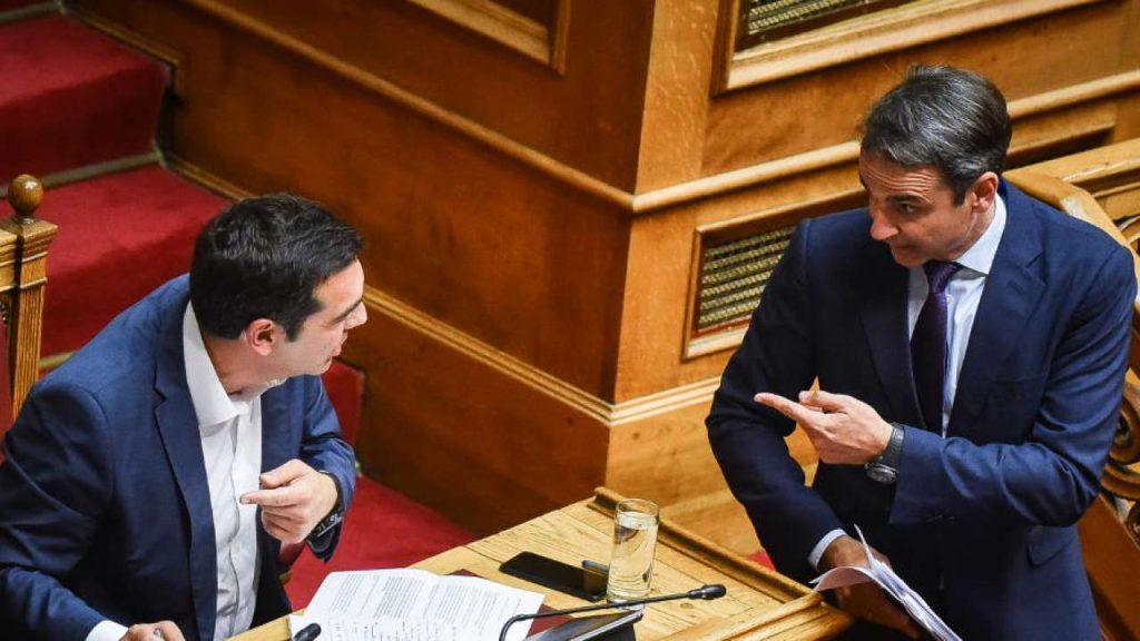 Νοσταλγοί: Πήραν στο γραφείο του πρωθυπουργού και έψαχναν τον… Αλέξη Τσίπρα