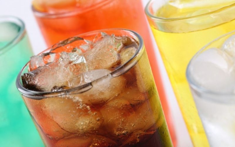 Τι συμβαίνει στον οργανισμό μας αν πίνουμε αναψυκτικά;