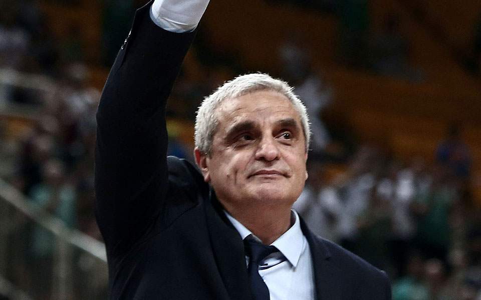 Αυτό που γίνεται με τον Πεδουλάκη δεν είναι κριτική – Είναι ισοπέδωση