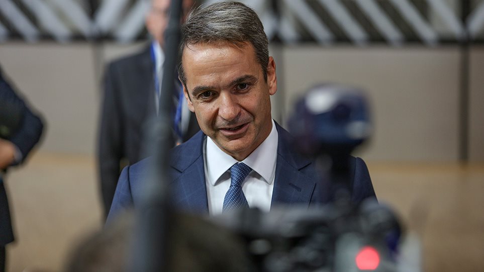 Θεσσαλονίκη: Θερμή υποδοχή στον Κυριάκο Μητσοτάκη – Υποδοχή με χειροκροτήματα (βίντεο)